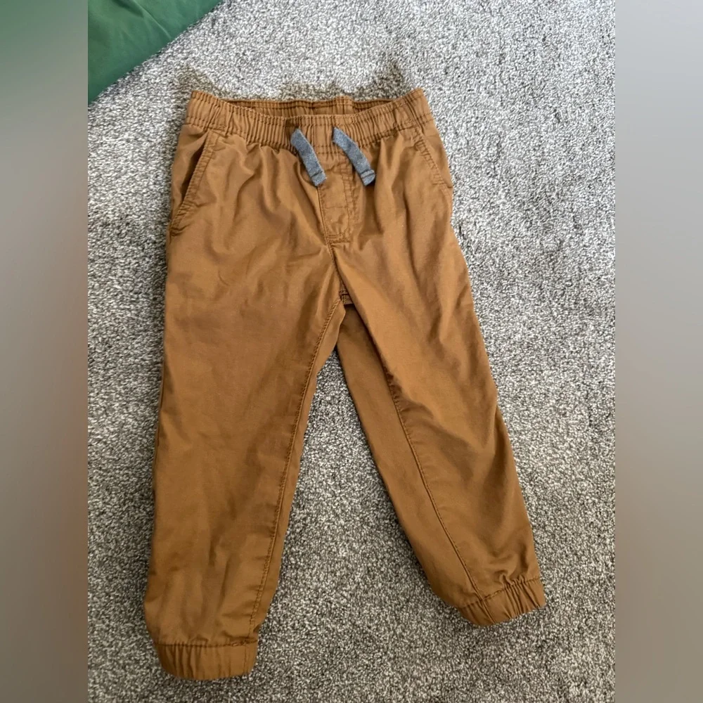Carter’s Green & Khaki toddler boy outfit 2T Button up striped shirt lined pants